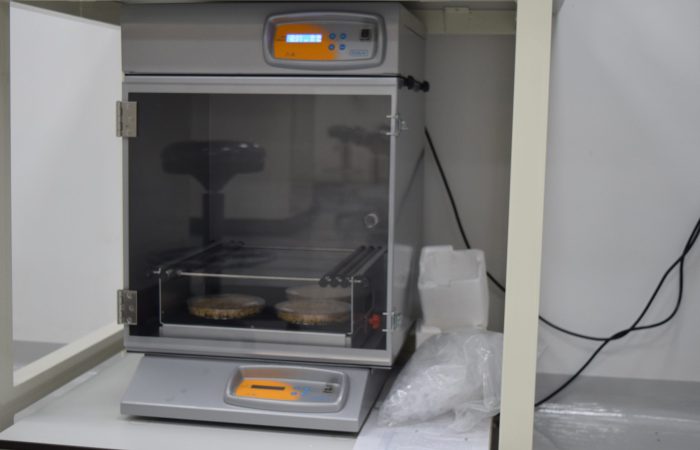 Bio-Microbiology Lab - Universitas Prasetiya Mulya